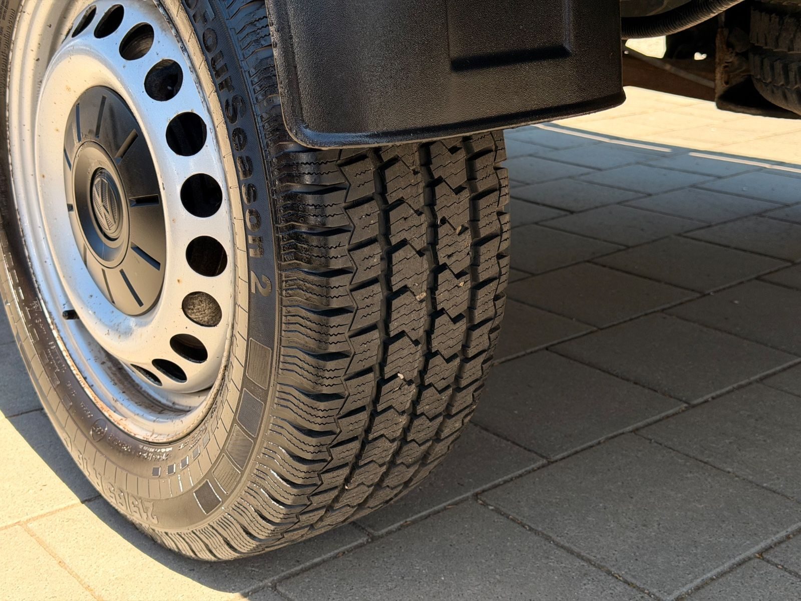Volkswagen T6 Transporter Pritsche – Bild 15