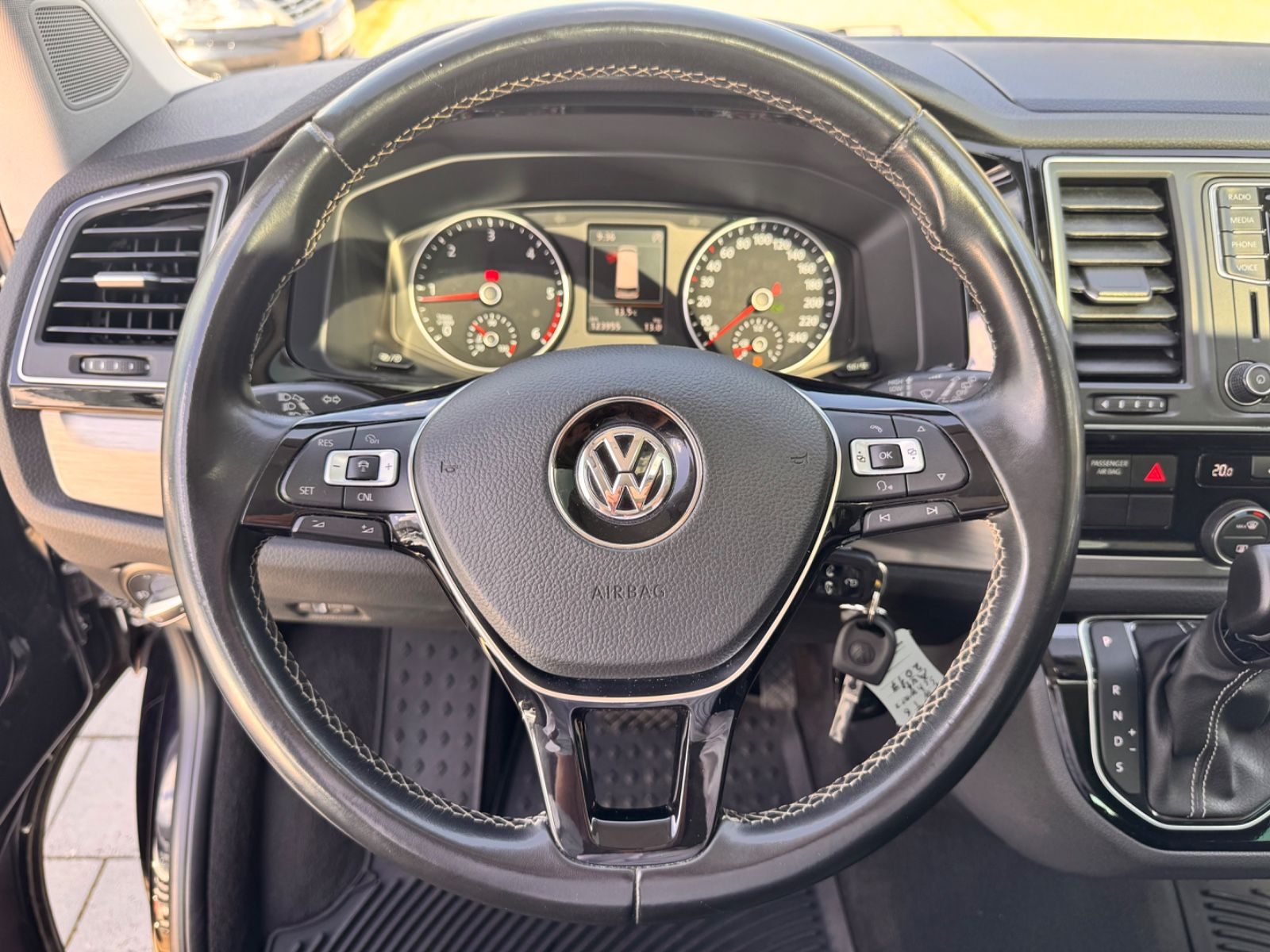 Volkswagen T6 Transporter – Bild 14
