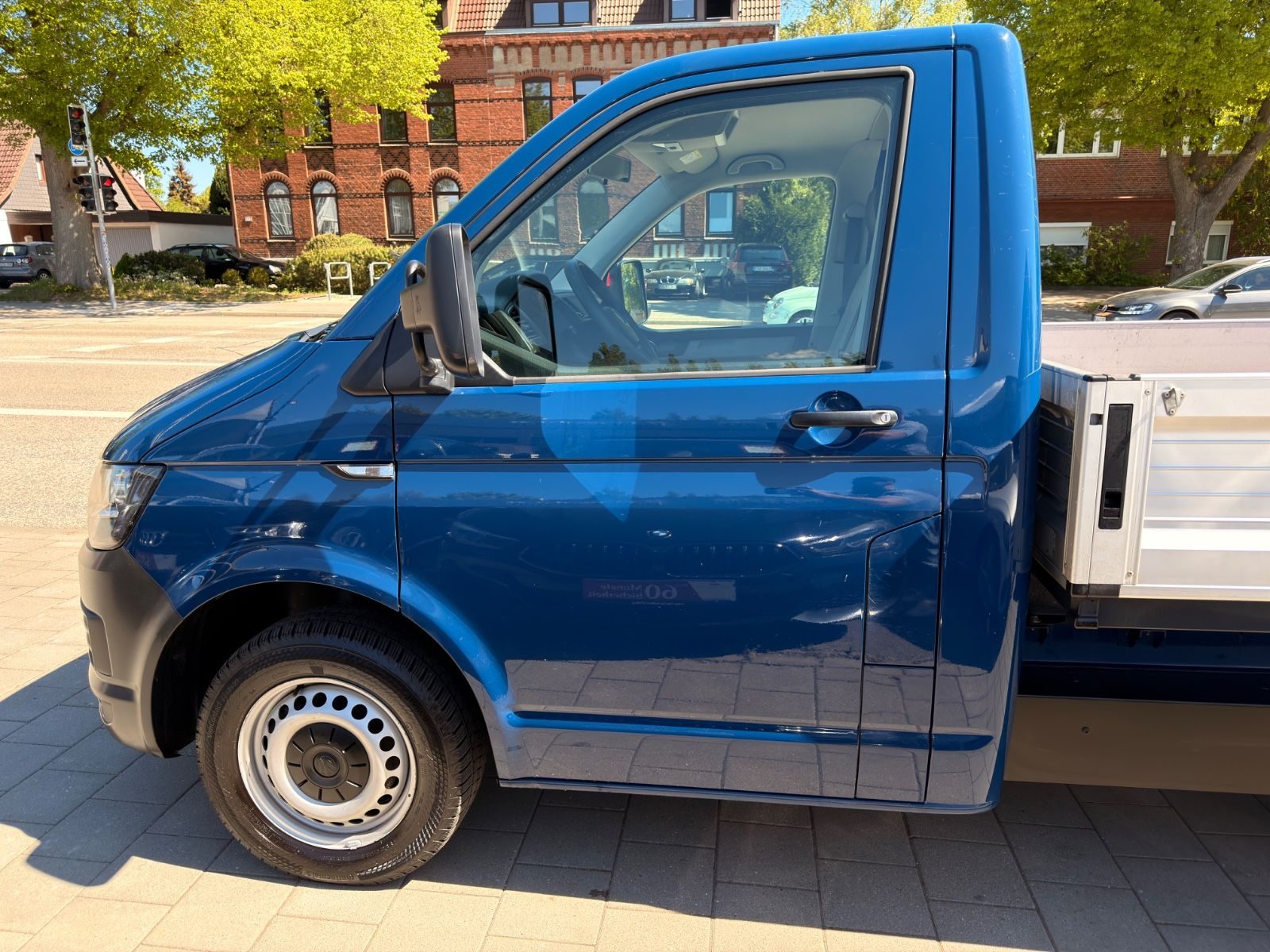 Volkswagen T6 Transporter Pritsche – Bild 8